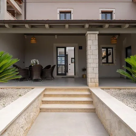 Вілла Modern Molindrio With Pool In