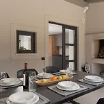 فيلة Modern Molindrio With Pool In بوريتش