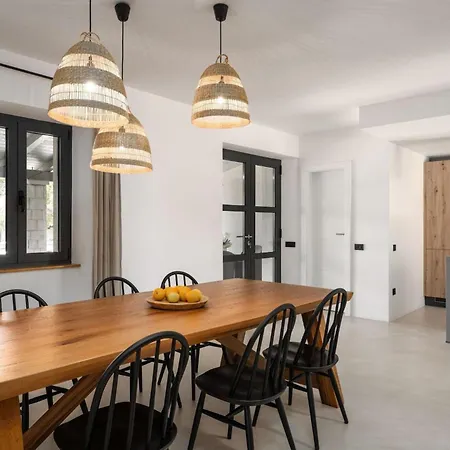 Villa Modern Molindrio With Pool In Porec