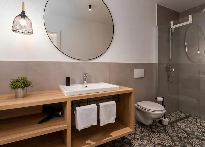 Modern Molindrio With Pool In Villa Poreč